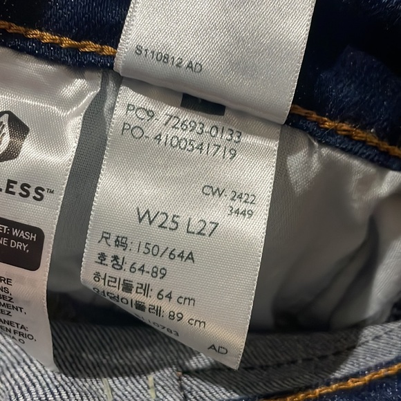 Levi’s Women's Ribcage Straight Ankle Jeans Dark Indigo Blue Distressed Size 25 - Picture 6 of 7